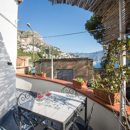 House Sun And Moon Lägenhet Amalfi Exteriör bild