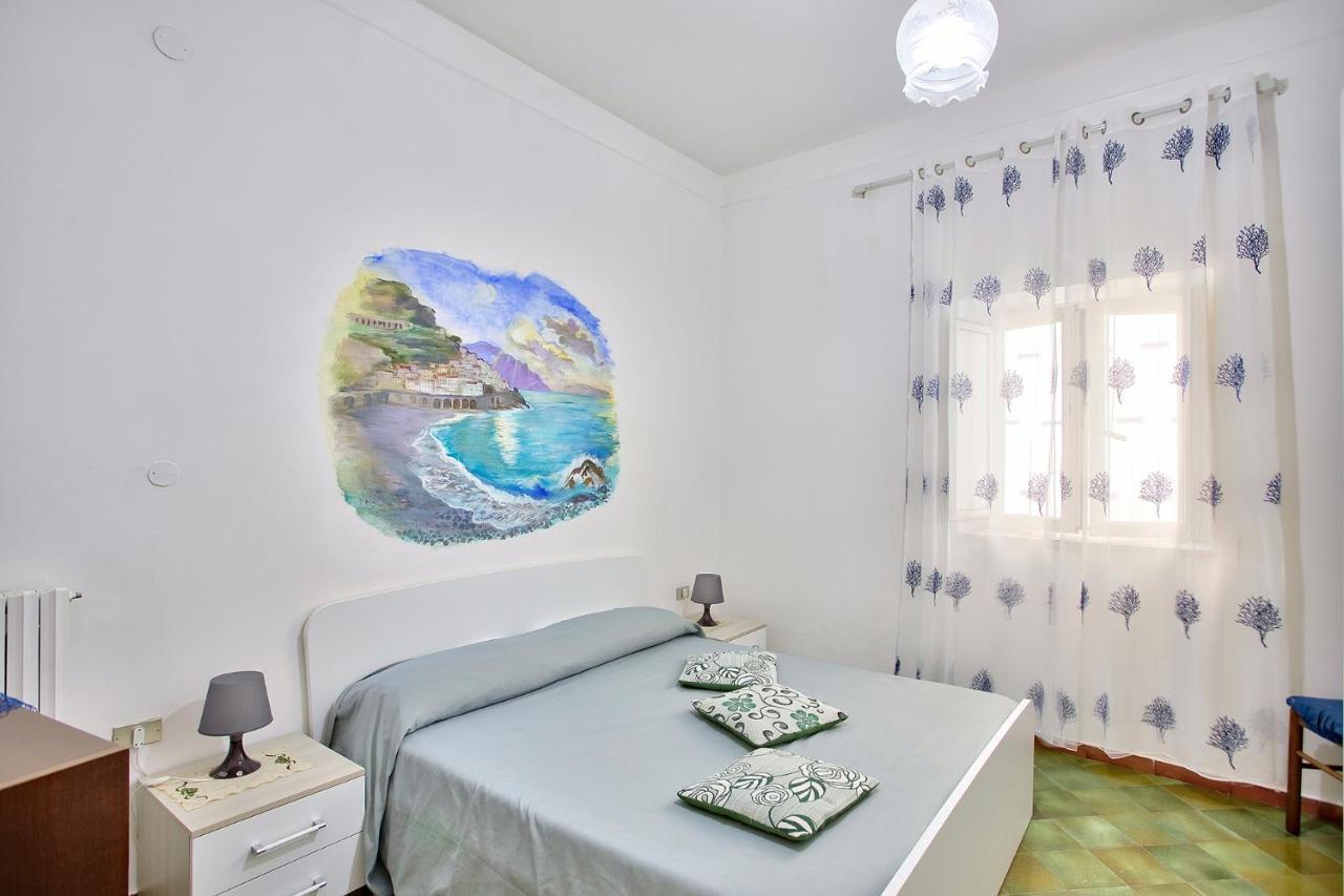 House Sun And Moon Lägenhet Amalfi Exteriör bild